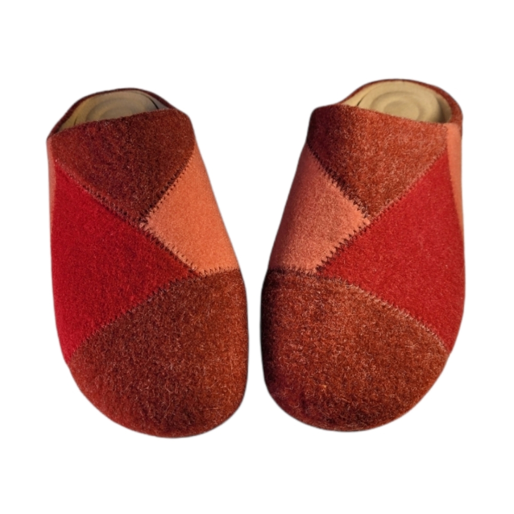 FITFLOP FELT LOW-TOP CLOG SLIPPER